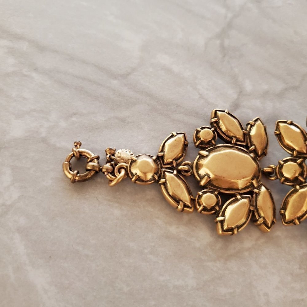 💖💖 J. Crew Garden Leaf Bracelet Gold Antiqued 💖💖 - Picture 2 of 10
